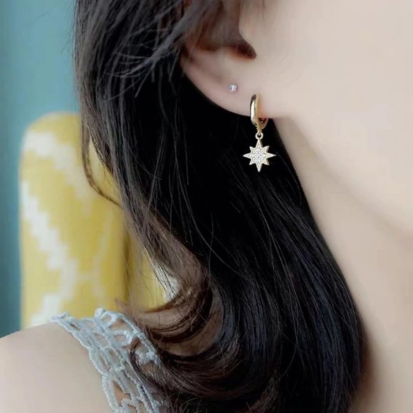 *NEW 925 Sterling Silver Diamond Moon Star Hoops - Picture 5 of 14